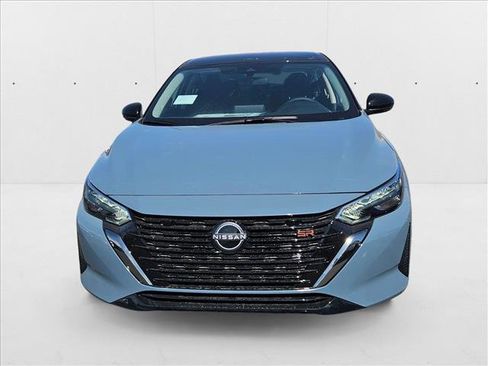 New 2025 Nissan Sentra SR image 6