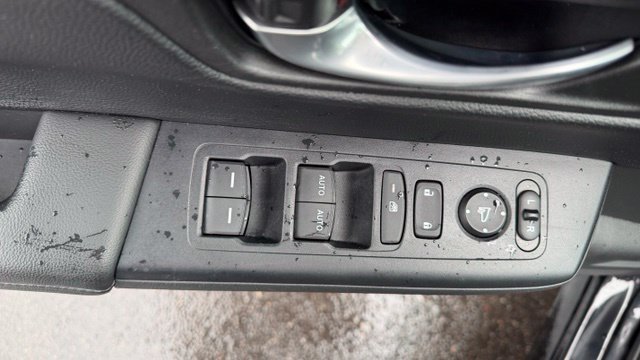 Used 2023 Honda CR-V EX image 11