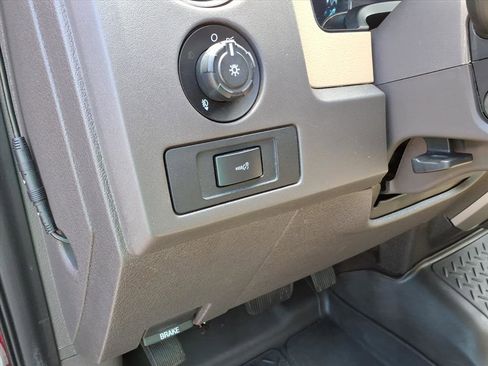 Used 2014 Ford F150 XLT w/ XLT Chrome Package AWD/4WD image 20