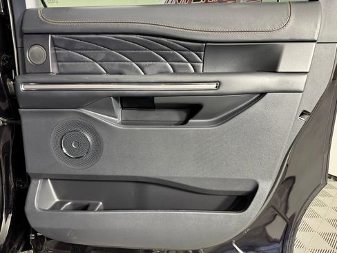 Used 2024 Ford Expedition Max Platinum image 51