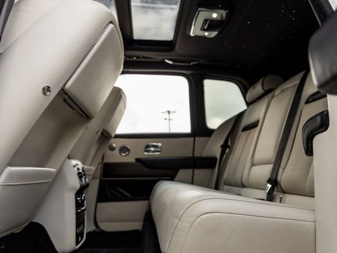 Used 2019 Rolls-Royce Cullinan image 39
