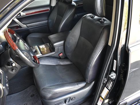 Used 2016 Lexus GX 460 w/ Premium Package AWD/4WD image 24