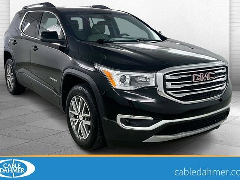 Used 2017 GMC Acadia SLE image 1