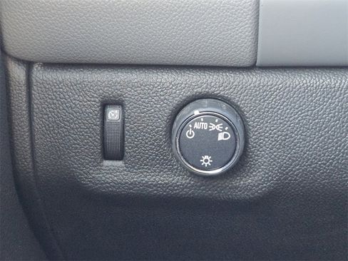 Used 2020 Chevrolet Colorado W/T w/ WT Convenience Package image 18