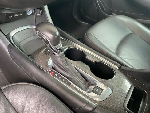 Used 2022 Chevrolet Malibu LT w/ Leather Package image 22