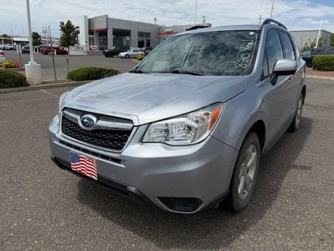 Used 2016 Subaru Forester 2.5i Premium w/ All-Weather Package AWD/4WD image 1