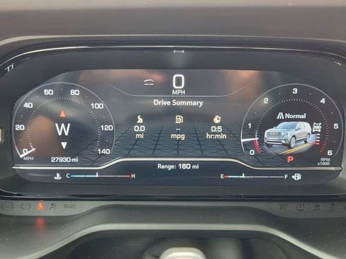 Certified 2024 GMC Yukon XL Denali Ultimate AWD/4WD image 36