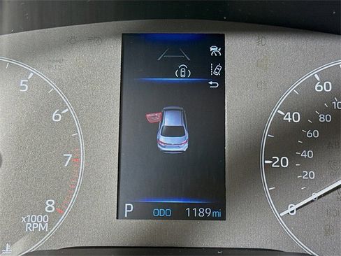 Certified 2025 Toyota Corolla LE image 33