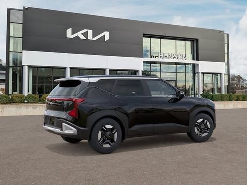 New 2027 Kia Seltos LX FWD image 7