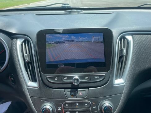 Used 2024 Chevrolet Malibu LT FWD image 22