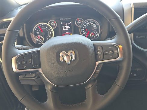 Used 2026 RAM 2500 Big Horn AWD/4WD image 8