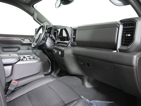 Used 2023 Chevrolet Silverado 1500 RST AWD/4WD image 15