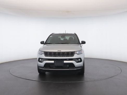 Used 2026 Jeep Compass Limited image 34