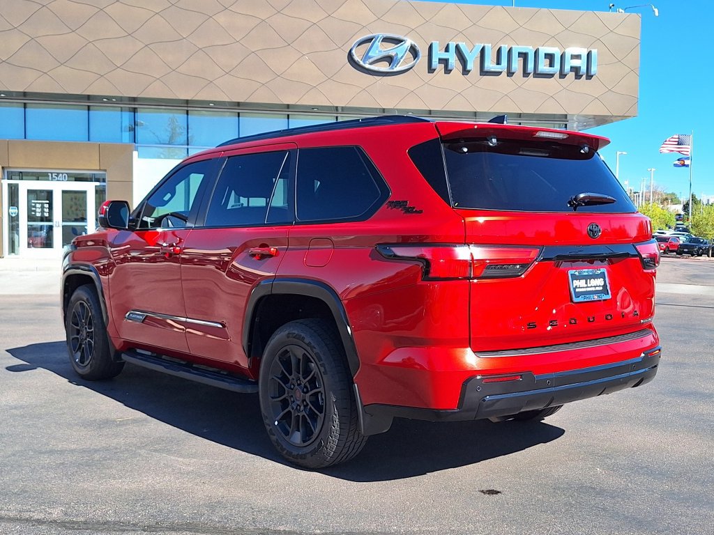 Used 2025 Toyota Sequoia Platinum w/ TRD Off-Road Package AWD/4WD image 5