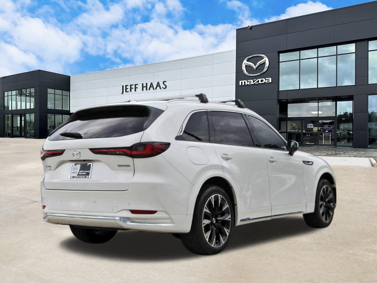 Used 2024 MAZDA CX-90 Plug-In Hybrid w/ Premium Plus AWD/4WD image 3