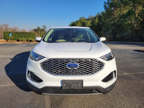 Used 2024 Ford Edge SEL w/ Convenience Package image 8