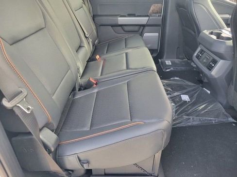 New 2026 Ford F250 Lariat w/ FX4 Off-Road Package image 11