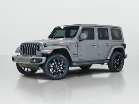 Used 2022 Jeep Wrangler Unlimited Sahara AWD/4WD image 1