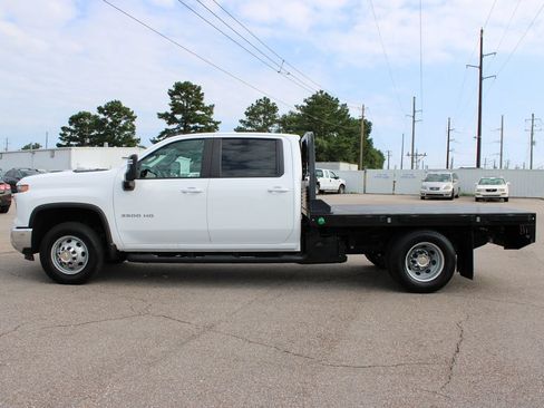 Used 2025 Chevrolet Silverado 3500 LT w/ Convenience Package AWD/4WD image 3