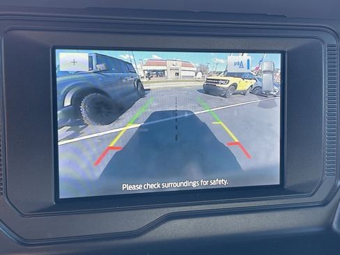 Used 2023 Ford Bronco Black Diamond image 24