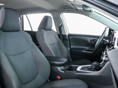 Used 2024 Toyota RAV4 LE AWD/4WD image 26