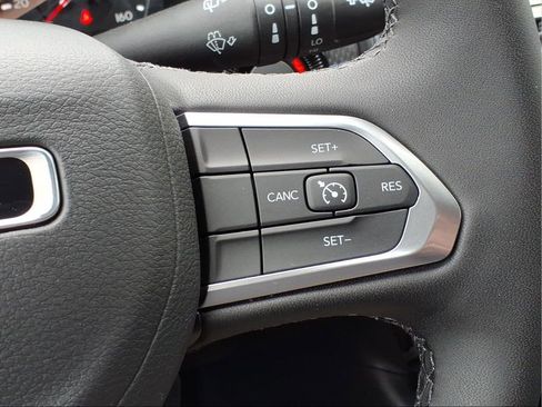 New 2026 Jeep Compass Latitude image 23