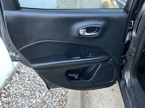 Used 2020 Jeep Compass Sport w/ Cold Weather Group image 18