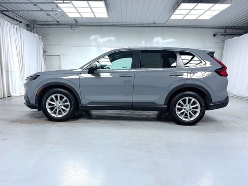 Used 2024 Honda CR-V EX image 11