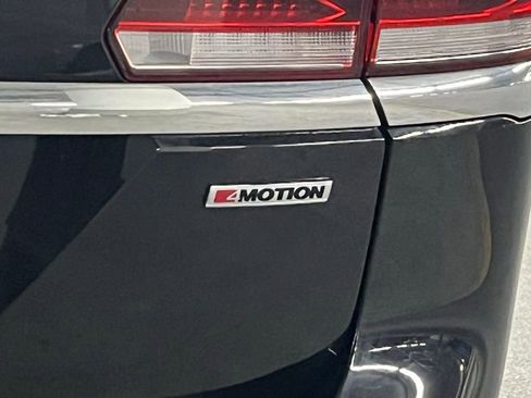 Used 2022 Volkswagen Atlas SE w/ Panoramic Sunroof Package image 39