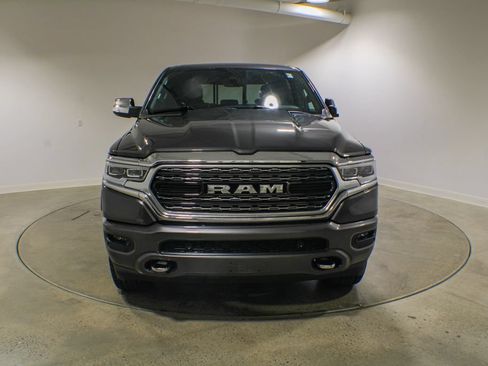Used 2022 RAM 1500 Limited w/ Body Color Bumper Group AWD/4WD image 8