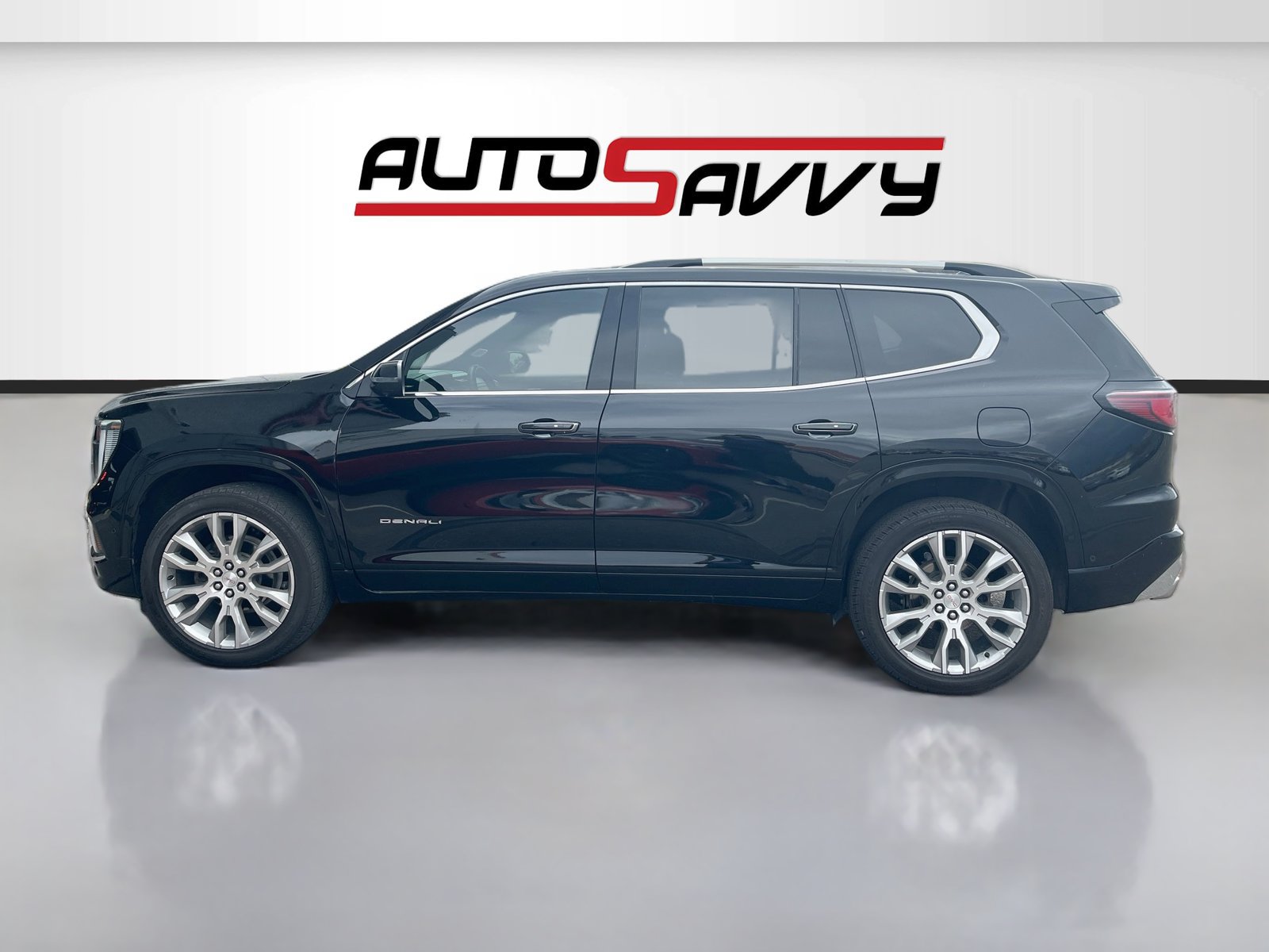 Used 2024 GMC Acadia Denali w/ Super Cruise Package AWD/4WD image 4