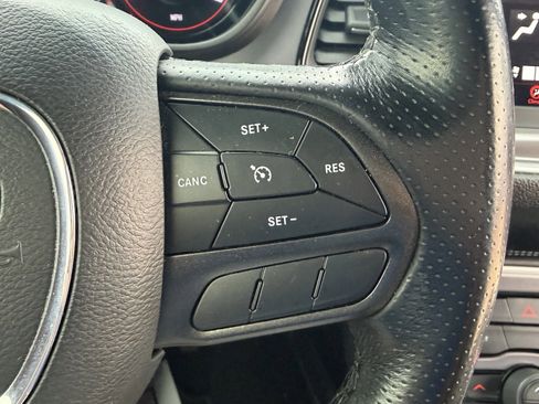 Used 2020 Dodge Challenger SXT w/ Blacktop Package RWD image 17