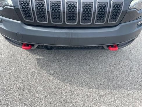 Used 2021 Jeep Cherokee Trailhawk w/ Technology Group AWD/4WD image 4