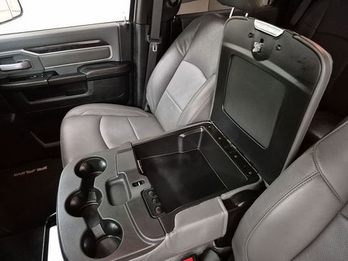 Used 2022 RAM 2500 Big Horn image 36