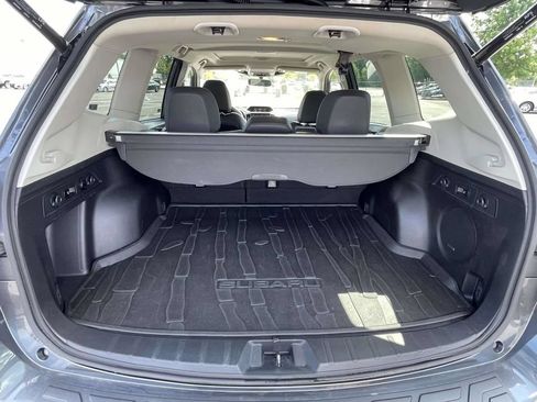 Used 2022 Subaru Forester Limited AWD/4WD image 11