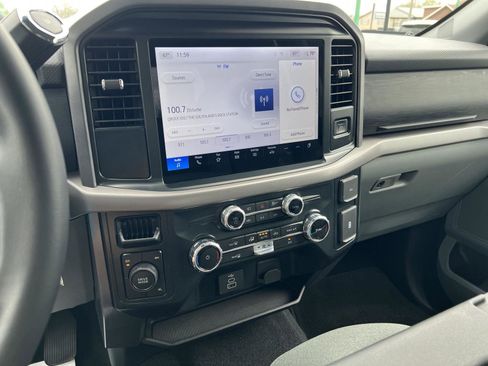 Used 2025 Ford F150 XLT w/ Equipment Group 301A Standard image 25