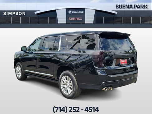 Used 2024 GMC Yukon XL Denali AWD/4WD image 6