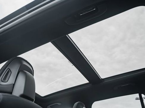 New 2026 Mercedes-Benz GLC 300 4MATIC image 31