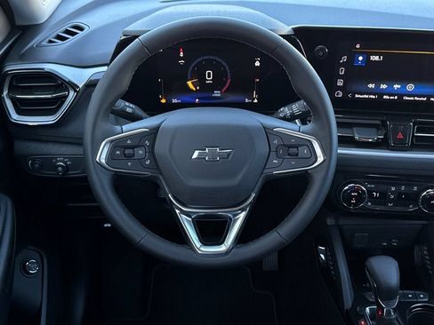 New 2026 Chevrolet TrailBlazer LT w/ Convenience Package FWD image 14
