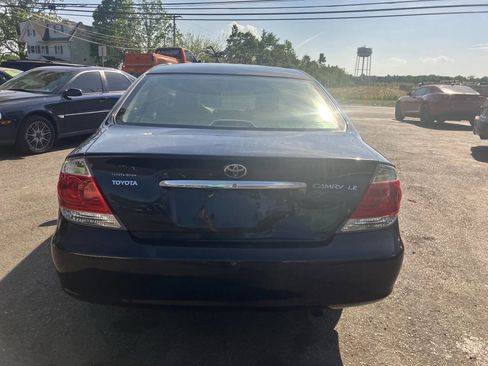 Used 2006 Toyota Camry LE FWD image 8