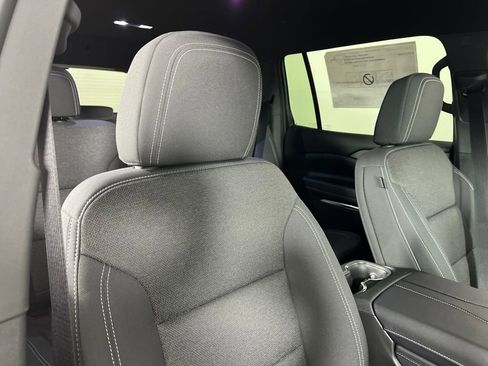 New 2026 Chevrolet Traverse LT FWD image 12