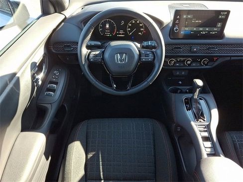 Certified 2026 Honda HR-V Sport image 11