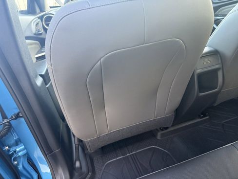 New 2025 Chevrolet Trax ACTIV w/ Sunroof Package image 31