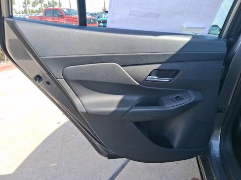 New 2026 Nissan Sentra SV w/ SV Convenience Package FWD image 24