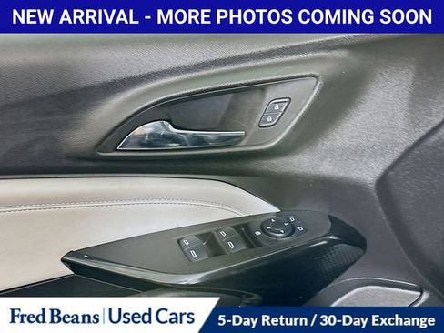 Used 2025 Chevrolet Trax LT w/ Driver Confidence Package FWD image 19