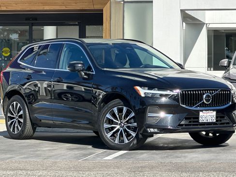 Certified 2023 Volvo XC60 B5 Core w/ Climate Package image 2