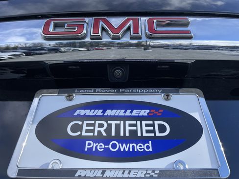 Used 2023 GMC Yukon XL SLE w/ Gmc Pro Safety Plus Package image 42