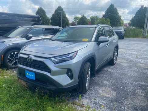 Used 2025 Toyota RAV4 XLE Premium w/ Weather Package AWD/4WD image 3