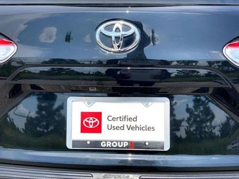 Certified 2025 Toyota Corolla Cross L FWD image 10