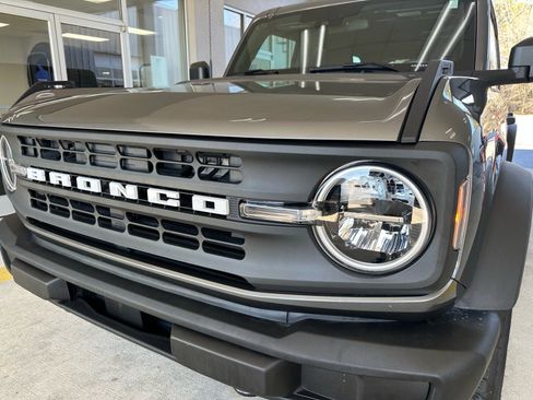 Certified 2025 Ford Bronco Big Bend image 1